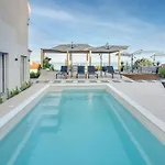 Apartment Starfish With Private Pool And Magnificent Sea View *